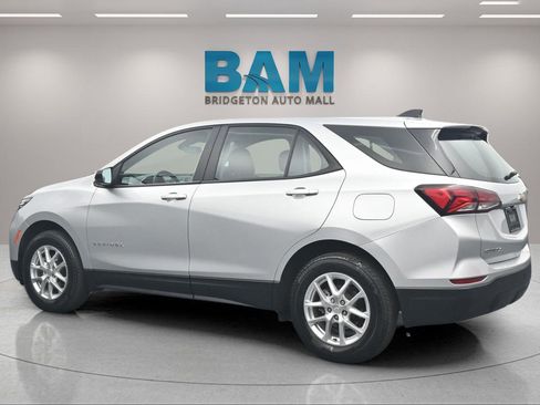 Certified 2022 Chevrolet Equinox LS AWD/4WD image 48