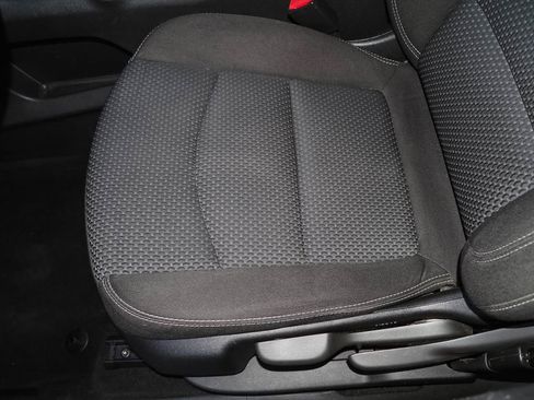 Used 2023 GMC Terrain SLE image 24