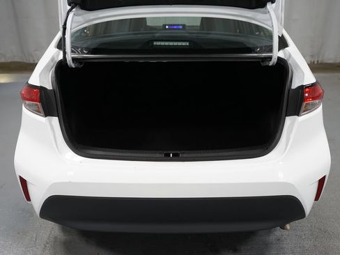 Certified 2023 Toyota Corolla LE image 31