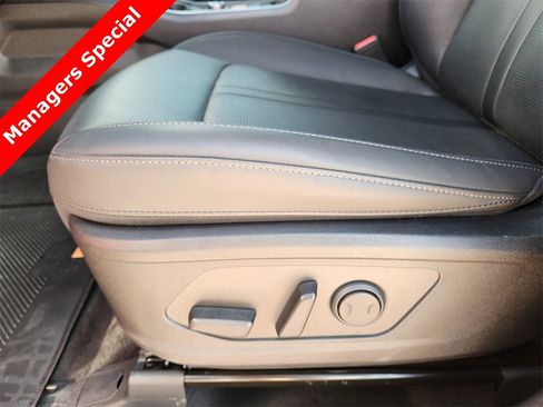 New 2025 Kia Sorento S image 17