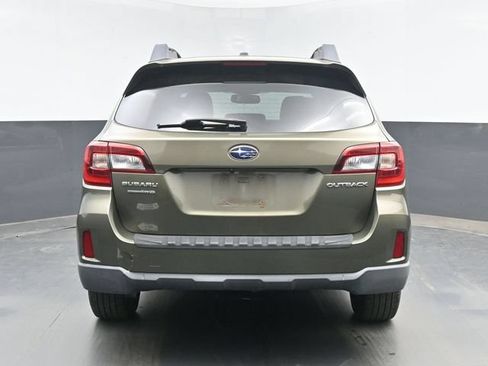 Used 2015 Subaru Outback 2.5i Premium AWD/4WD image 9