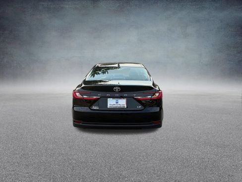 Used 2025 Toyota Camry LE FWD image 10