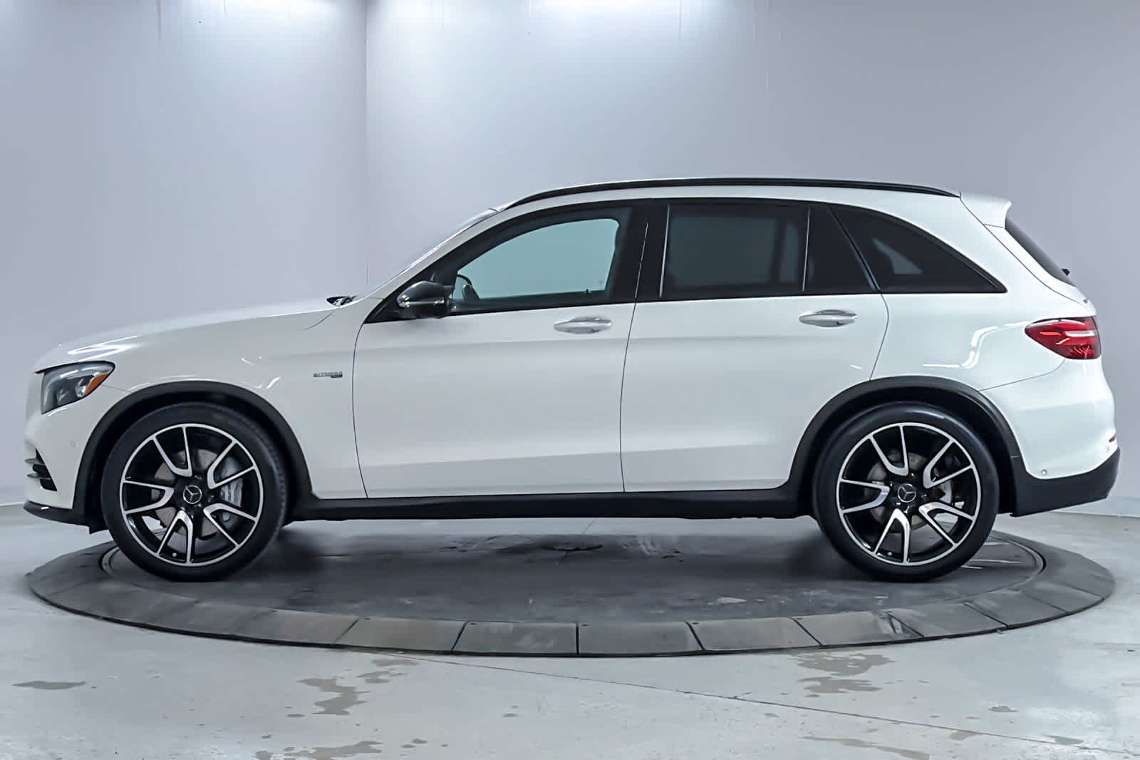 Used 2019 Mercedes-Benz GLC 43 AMG 4MATIC image 5