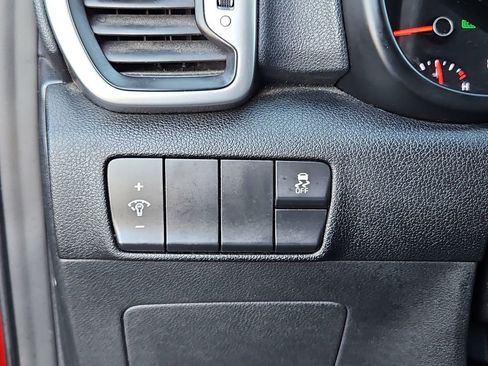 Used 2019 Kia Sportage LX image 12