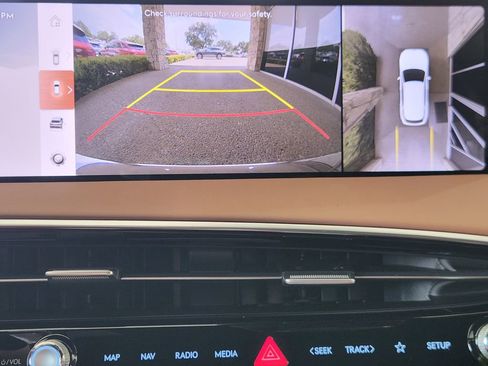 New 2026 Genesis GV70 2.5T Advanced AWD/4WD image 14