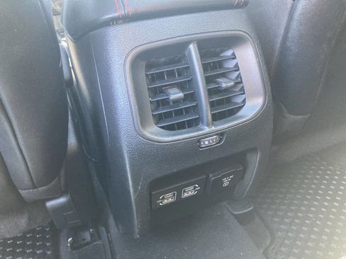 Used 2022 Jeep Cherokee Trailhawk w/ Sun, Sound & Nav Group image 39