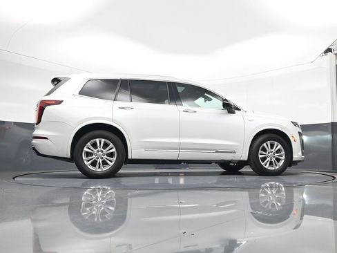 Used 2024 Cadillac XT6 Luxury w/ LPO, Floor Liner Package AWD/4WD image 24