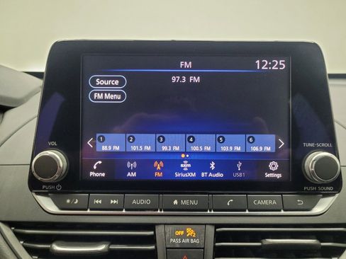 Used 2022 Nissan Altima 2.5 SV FWD image 25