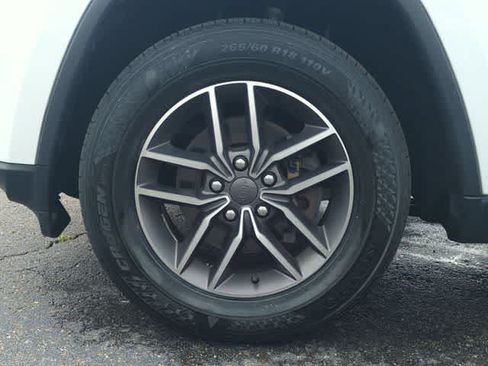 Certified 2020 Jeep Grand Cherokee Limited AWD/4WD image 14