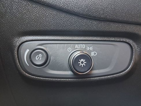 Used 2022 Chevrolet Equinox LT FWD image 14