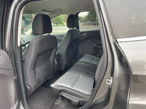 Used 2015 Ford Escape SE image 9