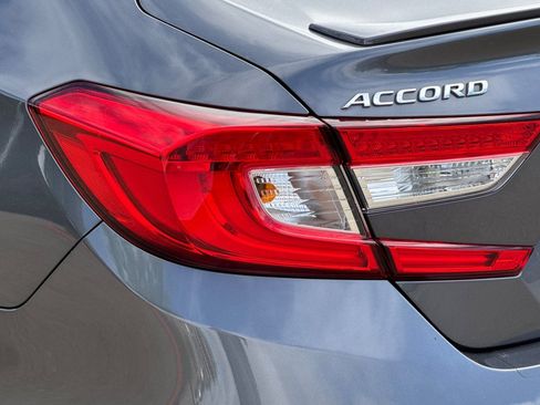 Used 2018 Honda Accord Sport image 48