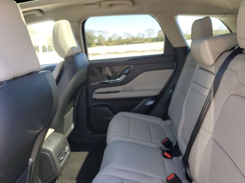 New 2026 Lincoln Corsair Grand Touring AWD/4WD image 10