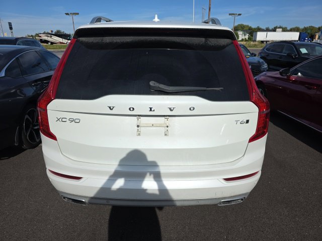 Used 2018 Volvo XC90 T6 Momentum w/ Convenience Package AWD/4WD image 3
