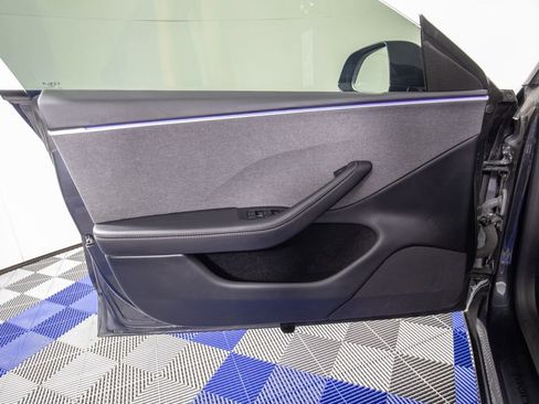 Used 2025 Tesla Model 3 Long Range RWD image 14