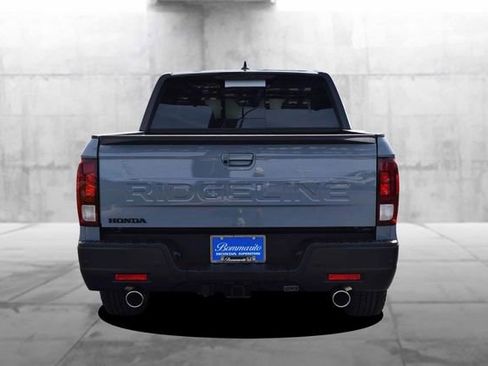 New 2026 Honda Ridgeline Black Edition image 6
