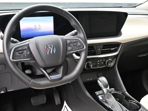 Used 2024 Buick Encore GX Sport Touring image 10