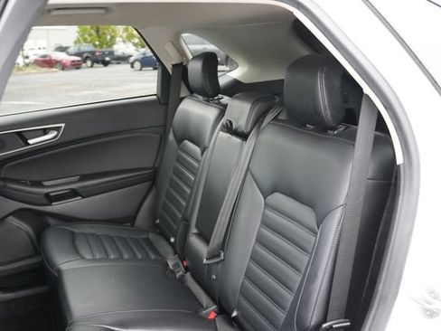 Used 2024 Ford Edge SEL AWD/4WD image 17