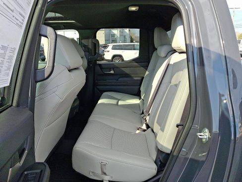 Used 2024 Toyota Tacoma Limited image 10