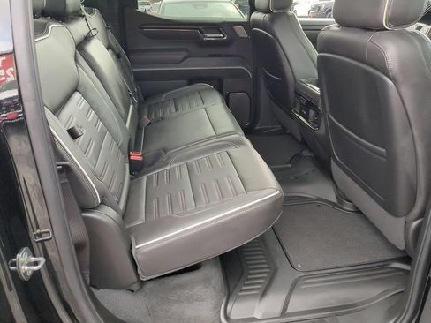 Used 2024 GMC Sierra 1500 AT4X AWD/4WD image 34