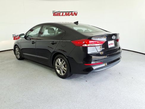 Used 2018 Hyundai Elantra SEL FWD image 4