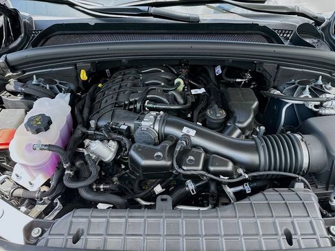 New 2025 Jeep Grand Cherokee L Limited w/ Luxury Tech Group II image 35