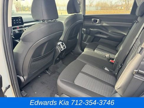New 2026 Kia Sorento LX image 15