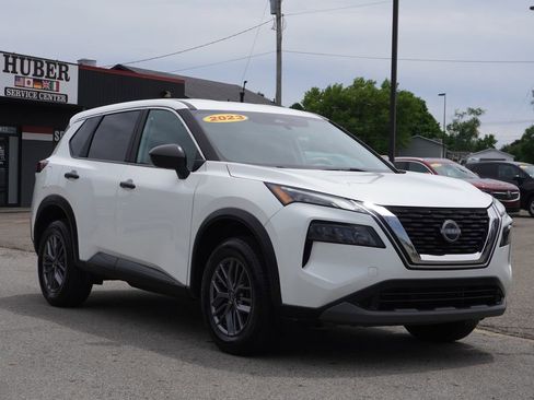 Used 2023 Nissan Rogue S AWD/4WD image 9