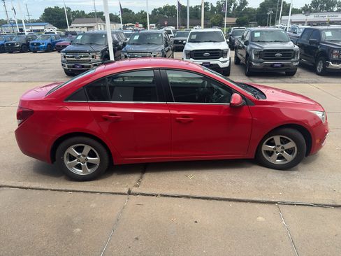 Used 2015 Chevrolet Cruze LT FWD image 5