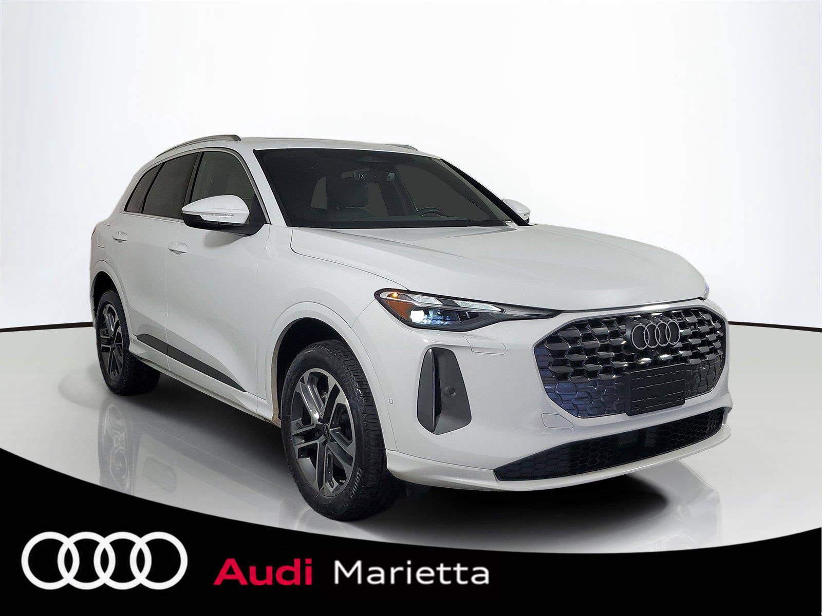 Certified 2025 Audi Q5 Premium w/ Convenience Package AWD/4WD image 1