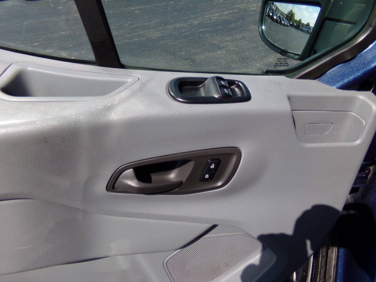 Used 2016 Ford Transit 250 130 Medium Roof RWD image 35