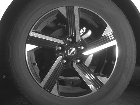Used 2025 Nissan Sentra SV FWD image 14