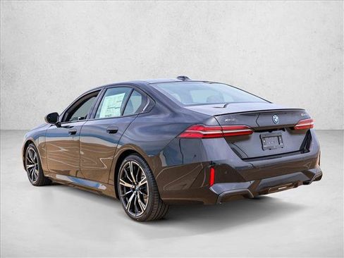 New 2027 BMW 550e xDrive AWD/4WD image 7