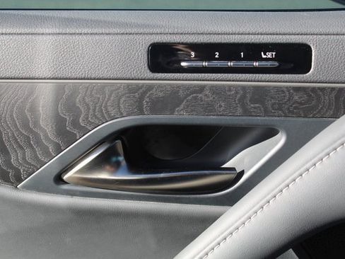 Used 2024 Lexus LX 600 4WD w/ Luxury Package image 44