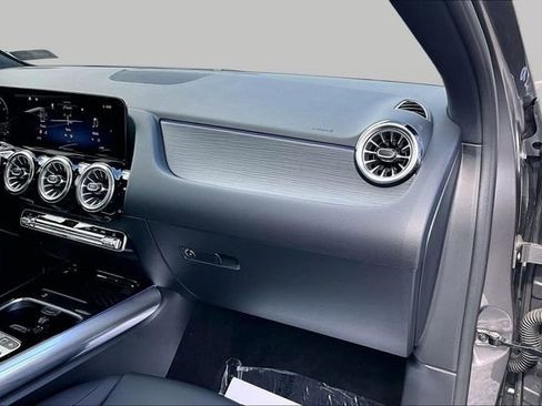 Certified 2026 Mercedes-Benz GLA 250 4MATIC image 29