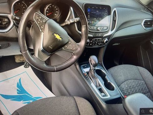 Used 2022 Chevrolet Equinox LT AWD/4WD image 6