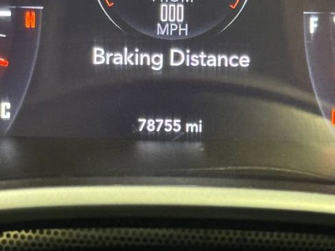 Used 2015 Dodge Challenger R/T Plus image 17