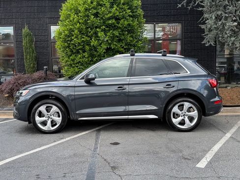Used 2021 Audi Q5 2.0T Premium Plus w/ Premium Plus Package AWD/4WD image 9