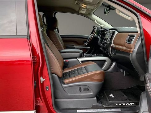 Used 2017 Nissan Titan Platinum Reserve AWD/4WD image 7