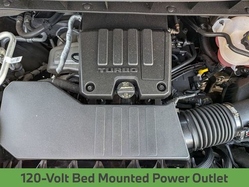 Used 2024 Chevrolet Silverado 1500 LT AWD/4WD image 14