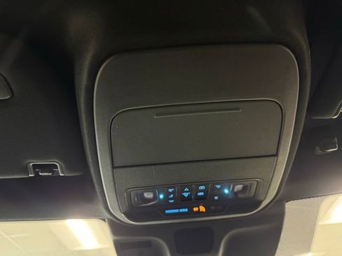 New 2026 Ford Expedition Platinum image 22