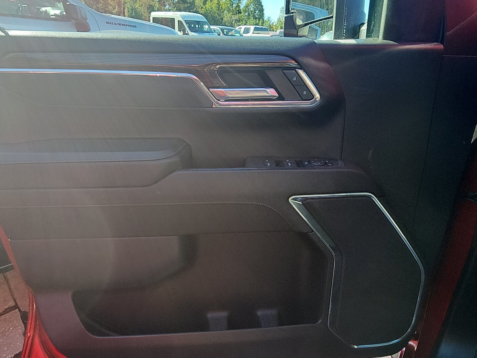 Used 2023 Chevrolet Silverado 1500 RST AWD/4WD image 15