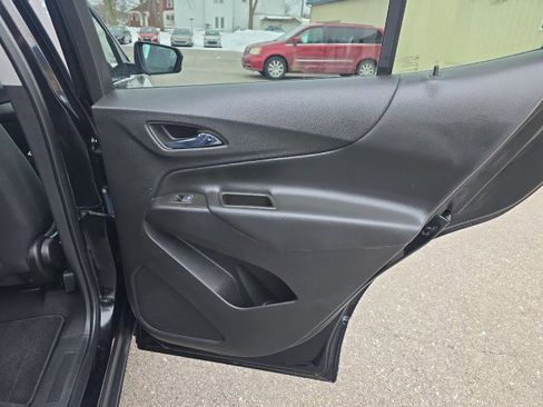 Used 2024 Chevrolet Equinox LT image 35