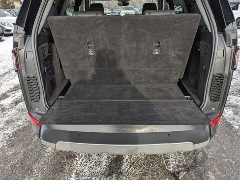 Used 2018 Land Rover Discovery HSE image 51