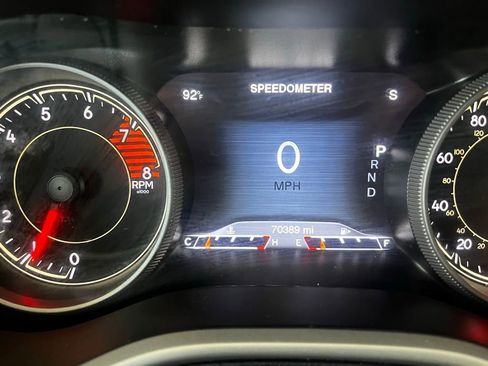 Used 2018 Jeep Cherokee Limited image 11