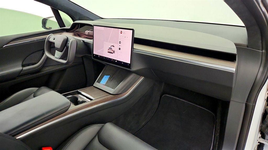 Used 2023 Tesla Model X AWD/4WD image 28