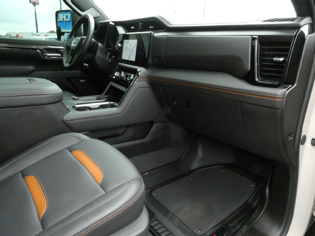 Certified 2026 GMC Sierra 2500 AT4 w/ AT4 Premium Plus Package AWD/4WD image 16