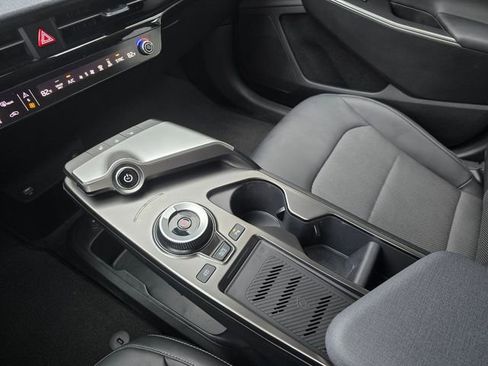 Certified 2024 Kia EV6 Light image 38