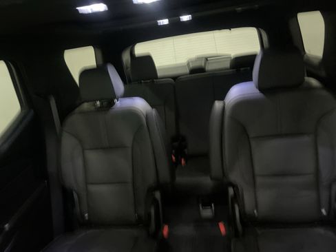 Used 2024 Chevrolet Traverse RS w/ LPO, Floor Liner Package AWD/4WD image 11