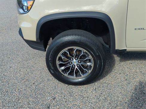 Used 2022 Chevrolet Colorado ZR2 image 31